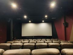 -大光明丽星VIP影城(昌里路杜比全景声店)