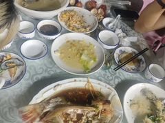 -范饭椰林川湘味海鲜·椰子鸡(三亚湾椰梦长廊店)