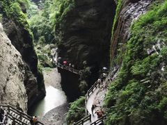 -龙水峡地缝景区