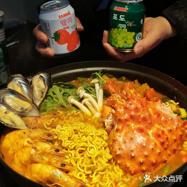 男朋友叫我来的店⚈₃⚈必须吃帝王蟹火锅安排！