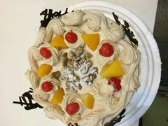 -黑森林饼皇(石龙路总店)