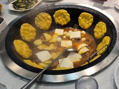 -鲁员外地锅鸡地锅鱼(古墩路店)