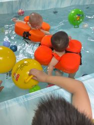 -小鸭先知婴儿游泳馆