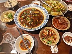-谢老五跷脚牛肉·非遗传承店
