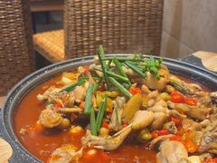 -昱龙大盆牛蛙馆(三兴街总店)