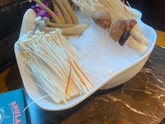 -蜀辣居鲜货老火锅(双流万达店)