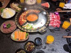 -味舵主重庆火锅(邓尉路店)