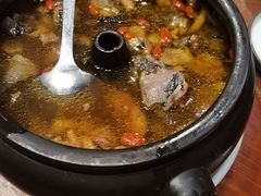 -老滇山寨•云南特色菜•地方菜•民族风情歌舞表演(金碧店)