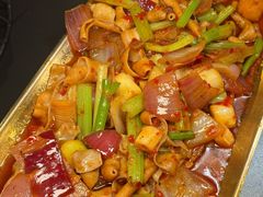 -何师烧烤Pro ·江湖川菜·小龙虾·精酿(太古里旗舰店)