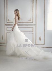 -纯色时光婚纱艺术馆WHITE