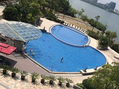 -上海滴水湖皇冠假日酒店