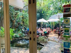 -Fern Forest Cafe