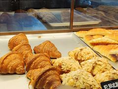 -Dough&Joe团憩(瑞虹天地月亮湾店)