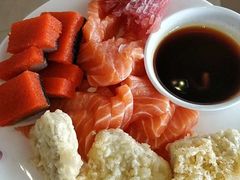 -荣誉国际酒店-云顶旋转餐厅