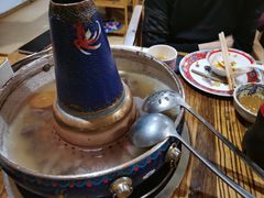-毛辣果·贵州红酸汤牛肉火锅(西单店)