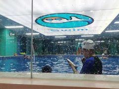 -Swim斯卫姆国际儿童游泳中心(红博中央公园店)