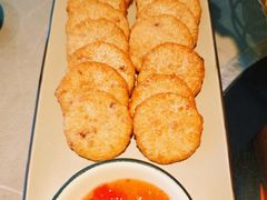 香煎墨鱼饼-创味·民间海南菜·非遗藤桥排骨(藤桥·免税城店)