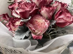 -亭亭鲜花店(中山北路店)