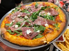 -WOLFGANG PUCK KITCHEN & BAR(迪士尼小镇店)