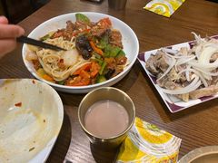 -盾亚新疆餐厅(松江万达广场店)