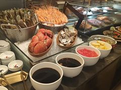 -圣丰索菲特·2 On 988 Café 自助餐厅