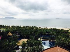 -三亚湾海居铂尔曼度假酒店