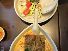 -大头虾越式风味餐厅(光明广场店)