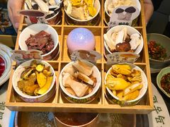 -菌自由丨野生菌火锅特色庭院餐厅(丽江古城店)