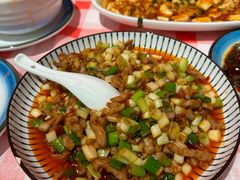 -洪霞餐馆·川菜·鲜货现炒(两江春城店)