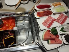 -海底捞火锅(新松江路生日主题店)