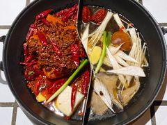 -贰回巷火锅馆(钟楼店)
