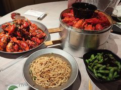 -巴厘龙虾·榜首油焖大虾(音乐学院·沿江酒馆店)