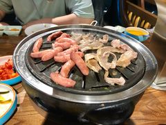 -明洞阿姨·韩式酱蟹烤肉·创意料理(三元桥店)