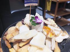 -一朵菌·野生菌探索家火锅(南亚店)
