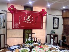 -良友·海鲜青岛菜·海肠捞饭(五四广场店)
