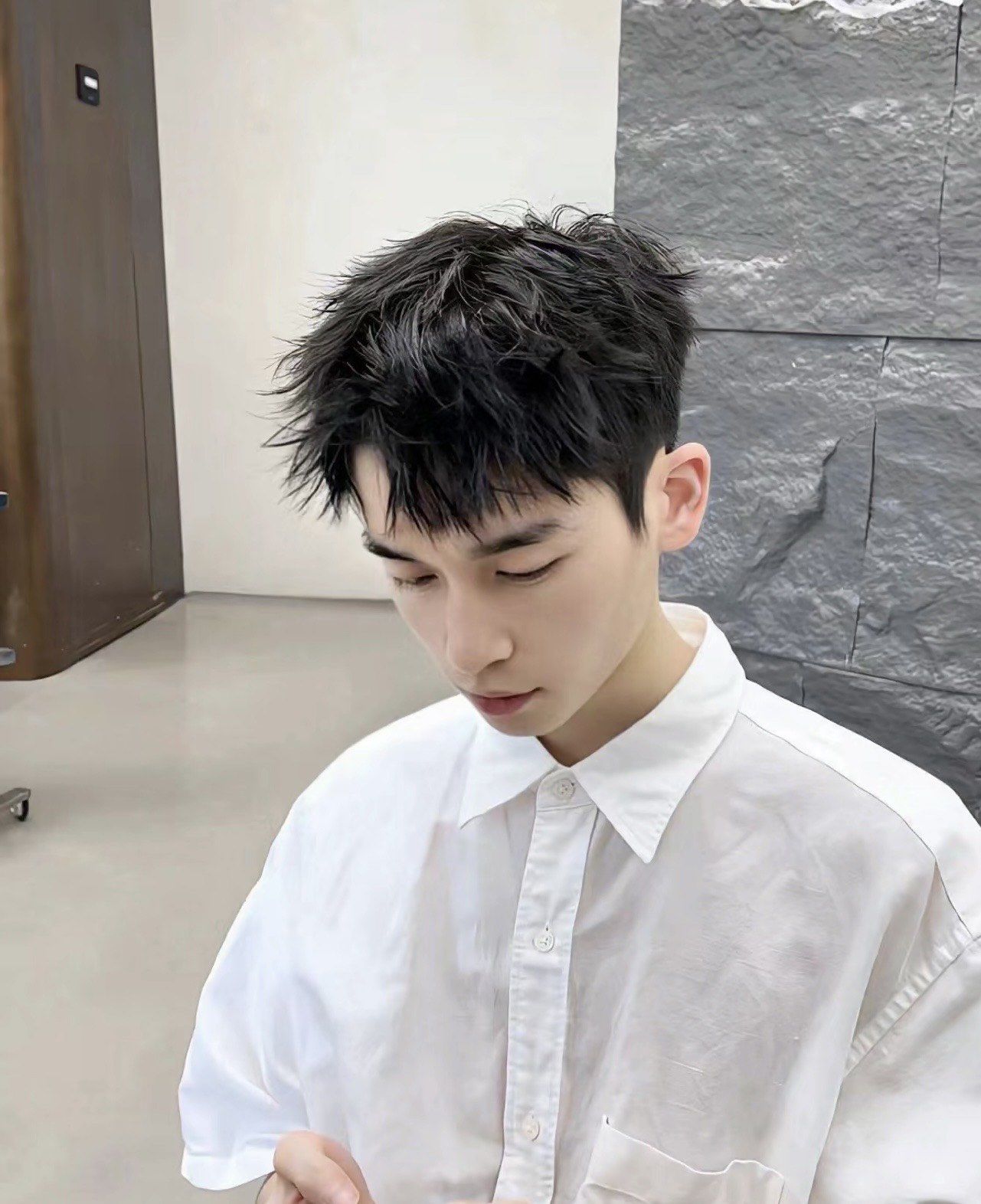 少年感发型凌乱微分碎盖