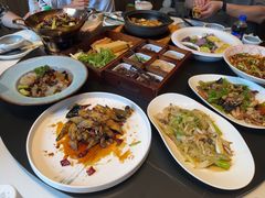 -五谷丰登农家院·地道胶东菜·海鲜烧烤(威海店)