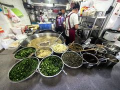 -啊墨江牛烂烀米线