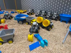 -奈尔宝家庭中心·亲子餐厅(鄞州万达店)