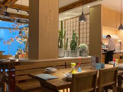 -蜜桃餐厅·伴山(湖滨商业街店)