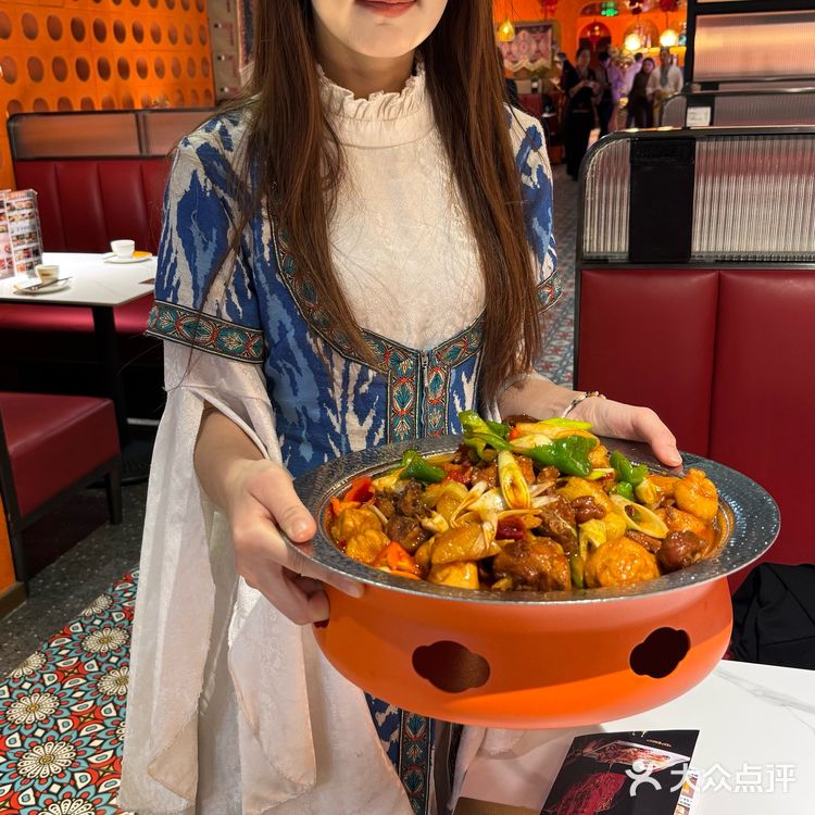 谁还没吃过黑松露毡房胡尔达克