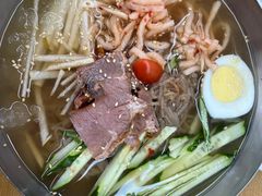 -亲昵春川鸡排(韩国美食街店)