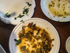 -魏铭鱼头捞饭(晋阳路店)