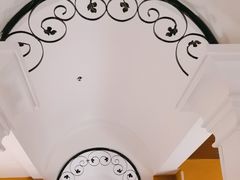 -俄士厨房(五棵松华熙LIVE店)