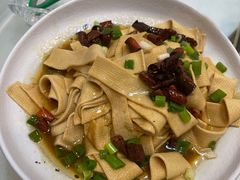 -龙香居海鲜浑锅家常菜·特色驴肉