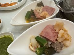 -樾餐厅泰式海鲜火锅(民歌湖店)