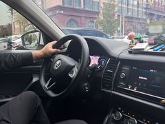 -北京易驾汽车陪练(丰台和义店)