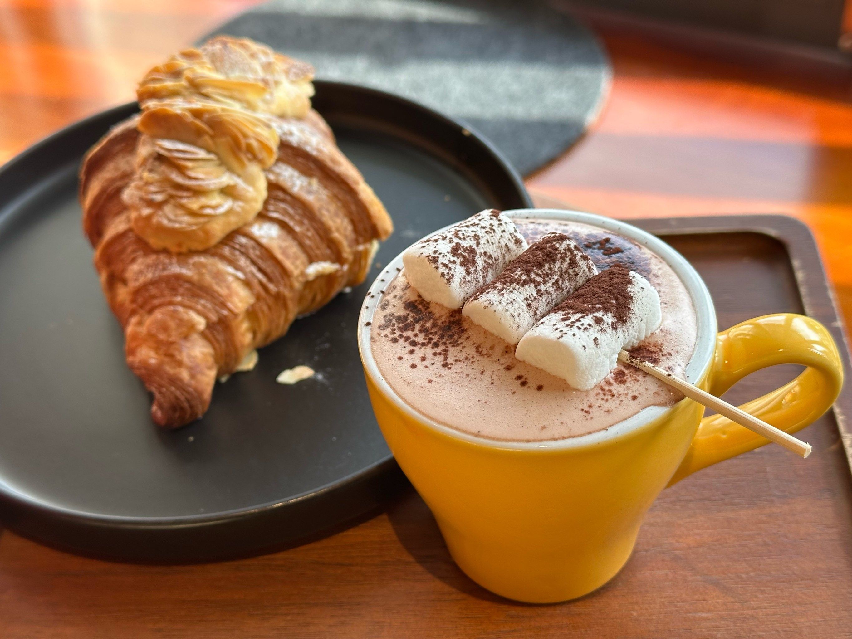 浪漫早餐,唯有面包咖啡不可辜负