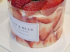 -山与蓝·轻糖鲜果蛋糕(勒泰店)