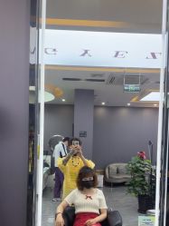 -藤野造型烫染·漂发